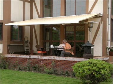 Toldo de braço dobrável ao ar livre